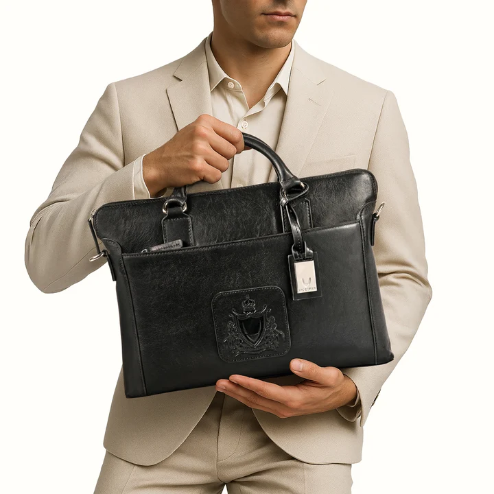 Carnegie 01 Black Leather Laptop Bag - Image 3